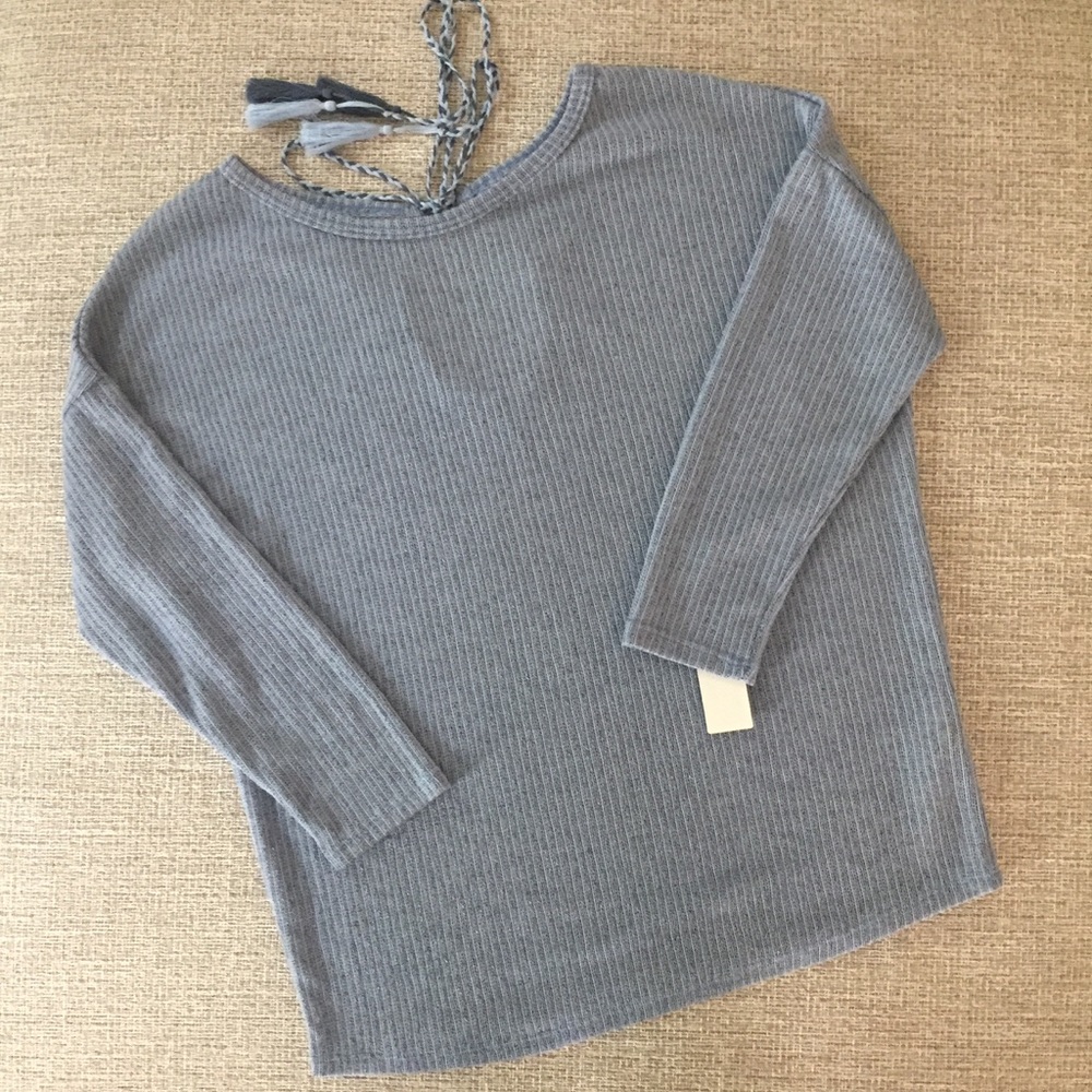 NWT Ces Femme lightweight baby blue sweater